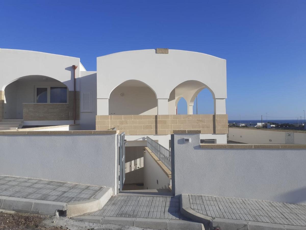 Apartamento Zona Maldive Del Salento, Vistamare2, Sabbia 10'A Piedi, Bbq, 2 Bagni, 2 Clima, Posto Auto Esclusivo Torre Pali Exterior foto